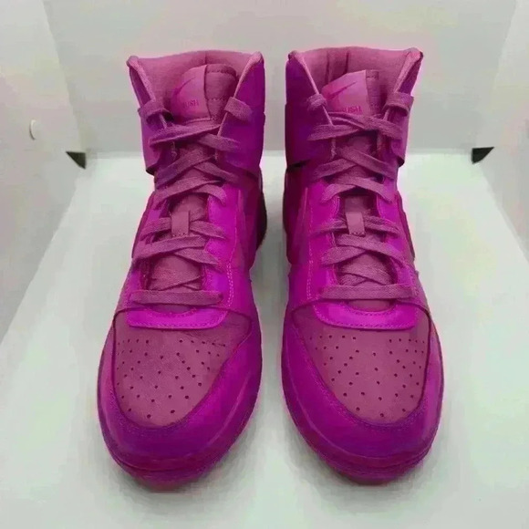 Nike Men’s High-Top Sneaker in Bright Pink main image 12